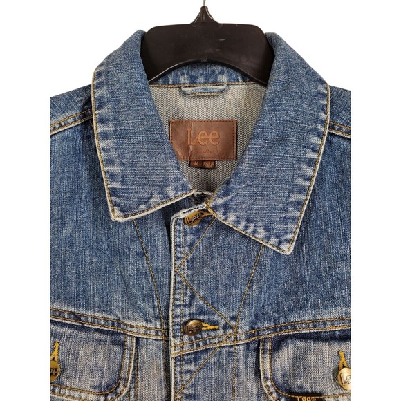 Lee Wrangler Trucker Denim Jacket Mens M Blue Faded Distressed LM45128 Fits L - Picture 7 of 12